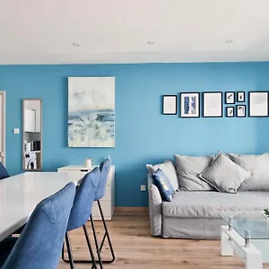  Apartament Modern Retreat: 2br Stylish With Comfy Rooms! Smart Tv With 200mbps Internet Cypr